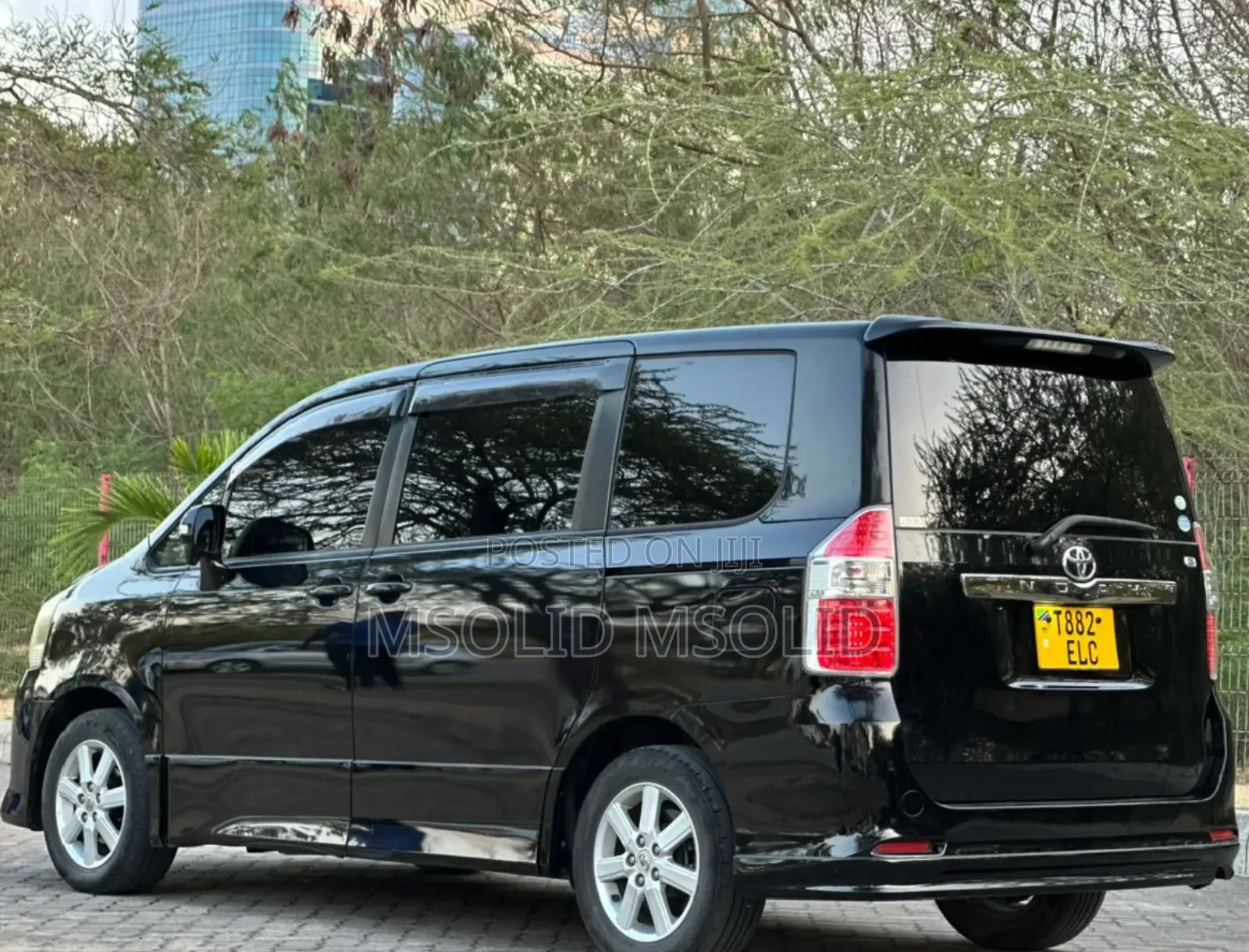 Toyota Noah 2009 Black