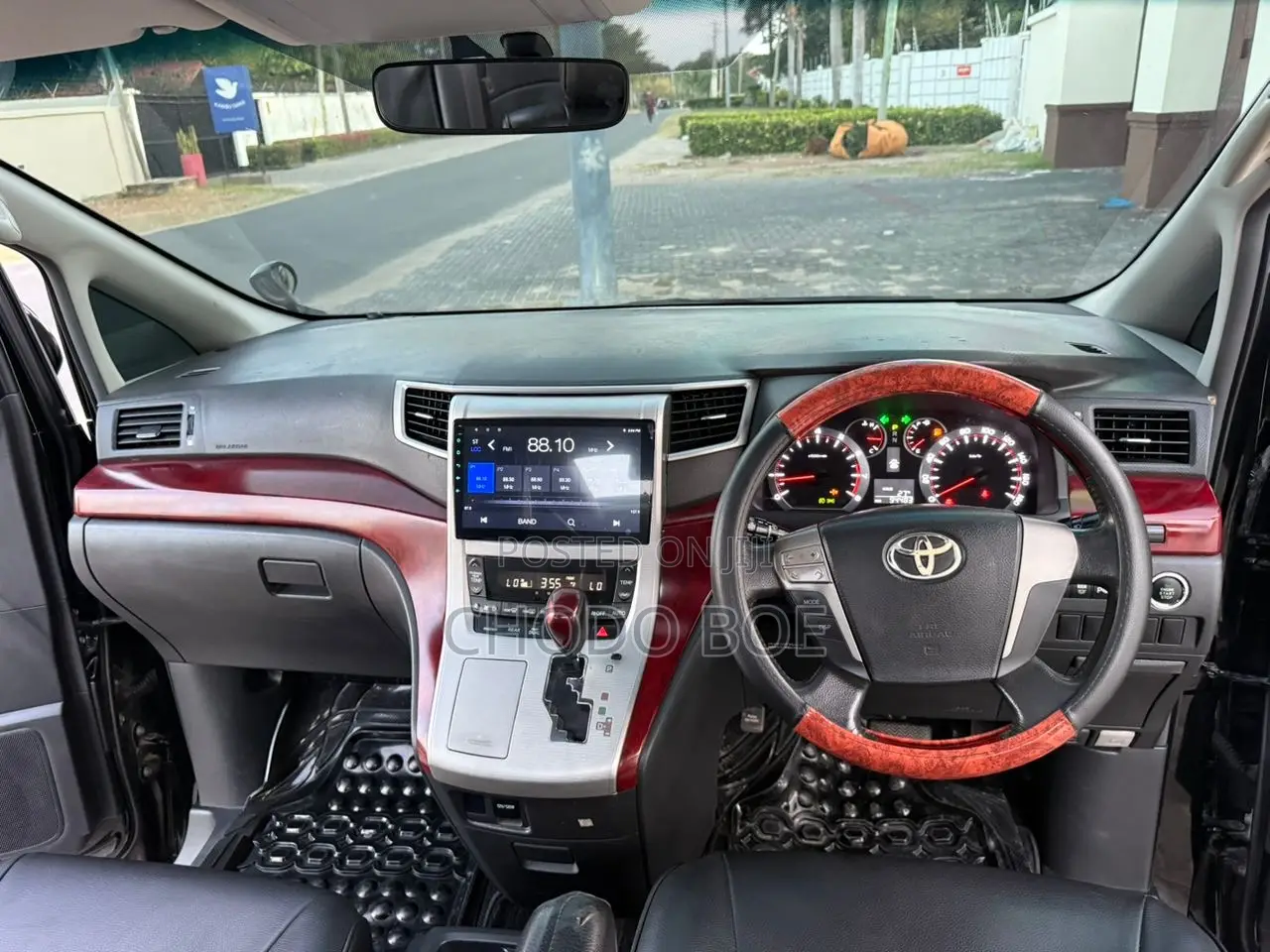 Toyota Alphard 2009 Black