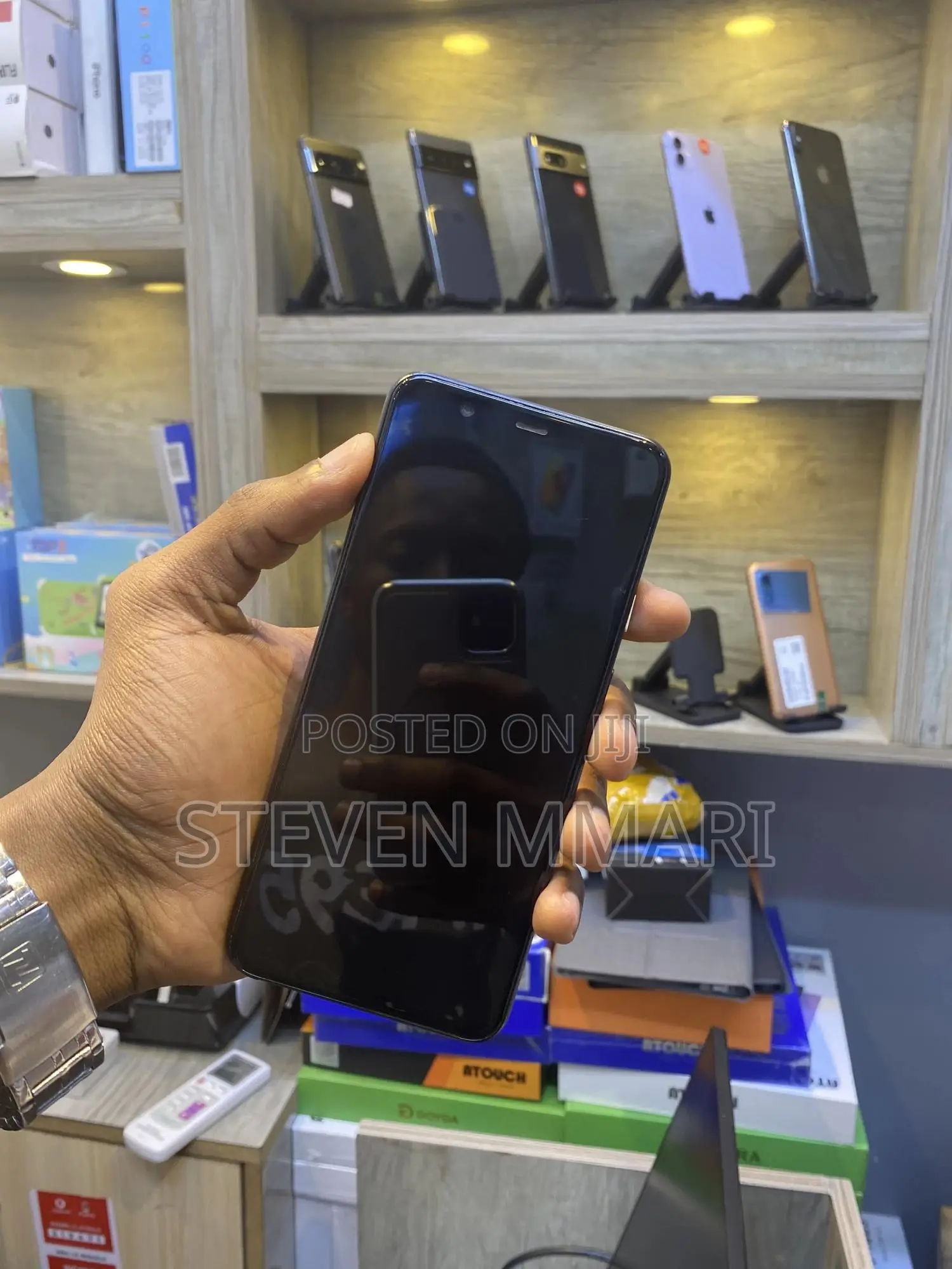 New Samsung Galaxy S10e 128 GB