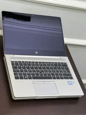 Laptop HP EliteBook 830 G5 8GB Intel Core I5 SSD 256GB