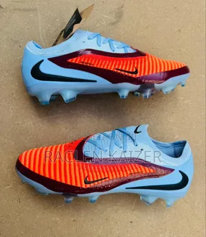 Nike Phantom Sports Shoes