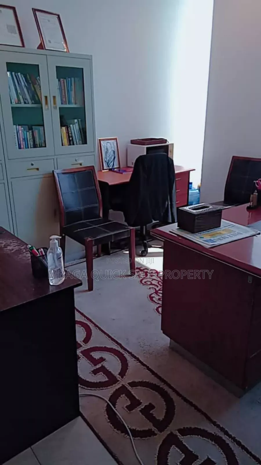 Office Space Area SQM 20 for Rent at Posta