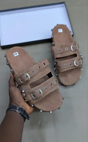 Men's Sandals or Open Shoes Very Very Classic and Comfortable Wearing