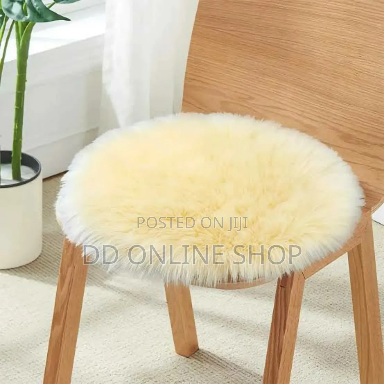 Round Rugs Available