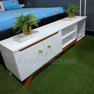 Showcase Kubwa Ya Kisasa Imara Sana Rangi Ya Kuvutia (Free Delivery)