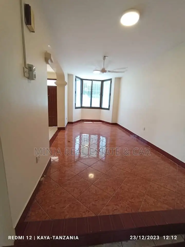 3bdrm Apartment in Upanga West for rent