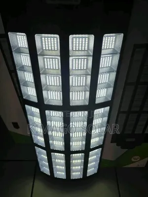 Ultra Bright 30,000lm, Solar 2000w