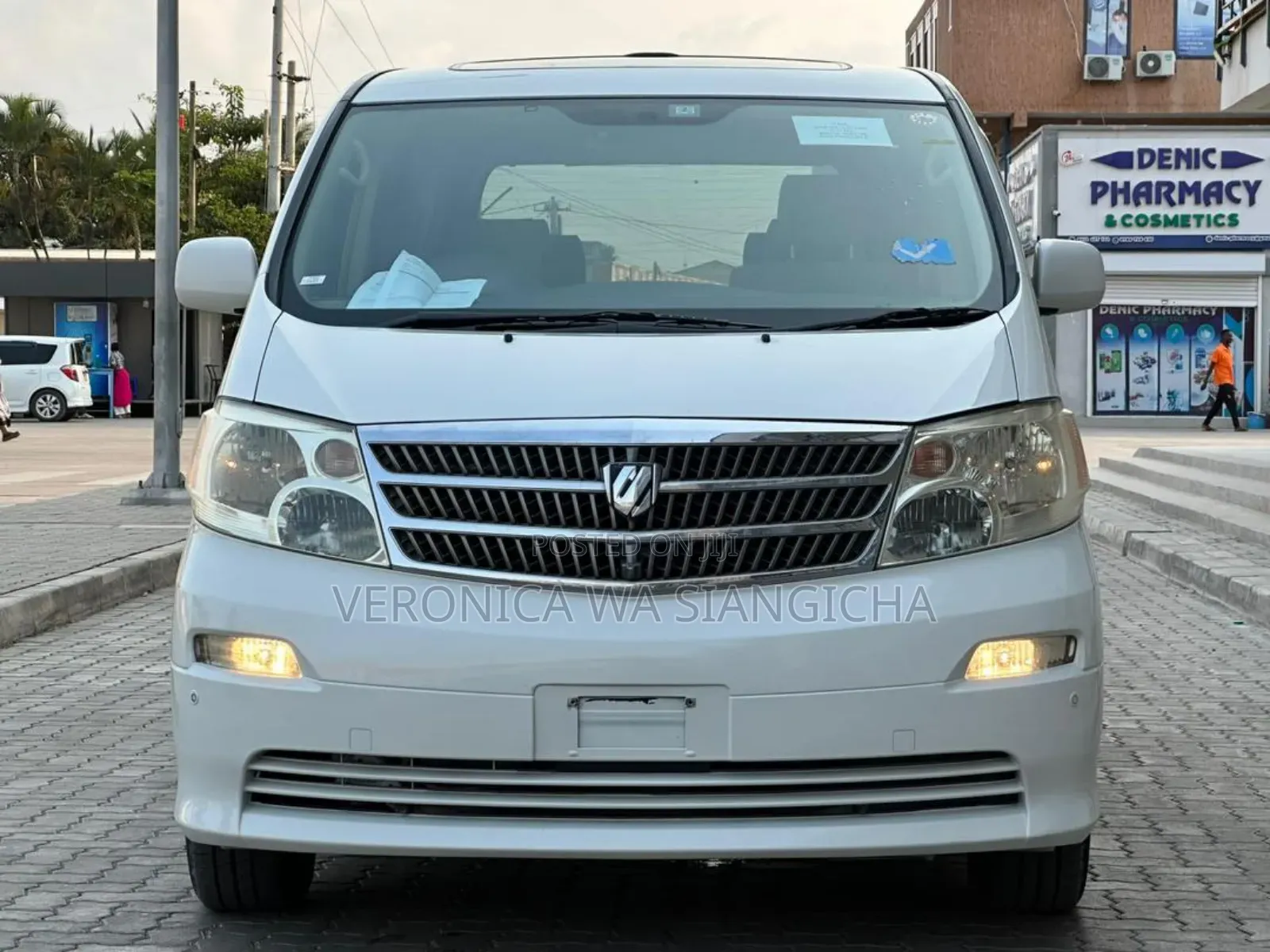 Toyota Alphard 2005 White