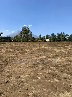 Plot Ya Ekari 3 Yenye Muonekano Wa Mlima Meru Inauzwa Sakina, Arusha
