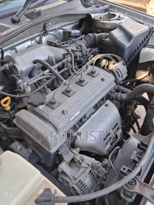 Toyota Carina 1.5 FWD Sedan 2000 Silver