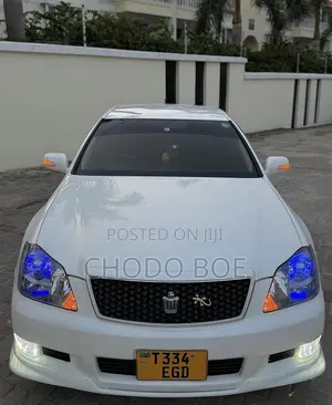 Toyota Crown 2007 Pearl