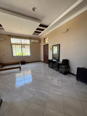 5bdrm House in Mbweni for sale