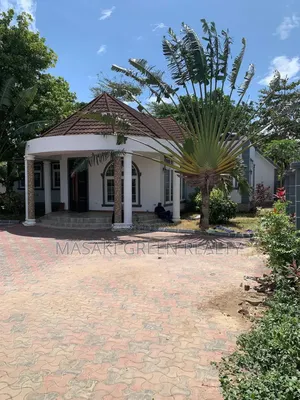 3bdrm House in Mbweni Estate, Kinondoni for sale