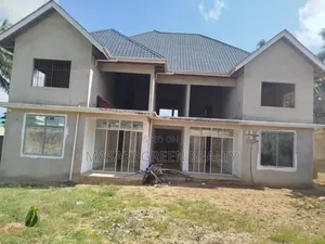 4bdrm Apartment in Salasala Estate, Kinondoni for sale