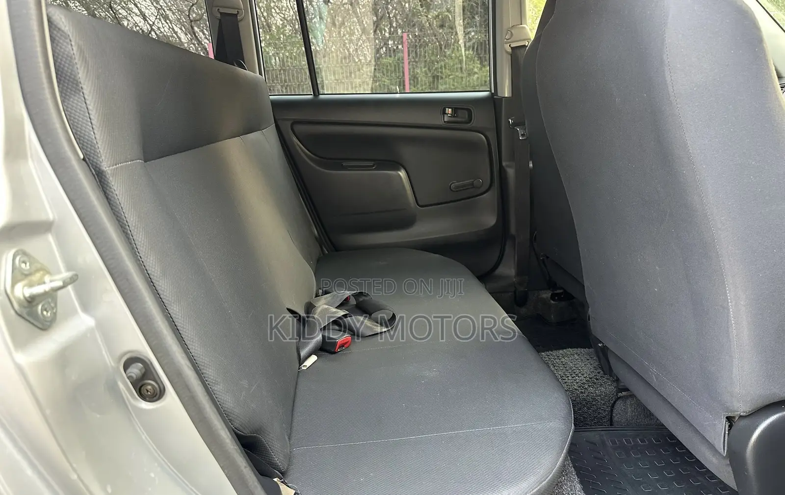 Toyota Probox 2005 Silver