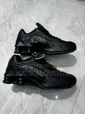 Men's Shoes or Sneakers in Nike Shox Brand Very Very Beautiful,Classic