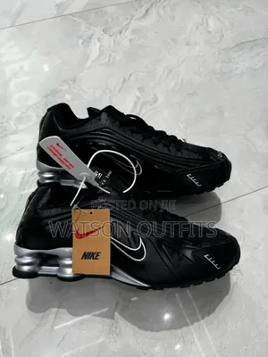 Men's Shoes or Sneakers in Nike Shox Brand Very Very Beautiful,Classic