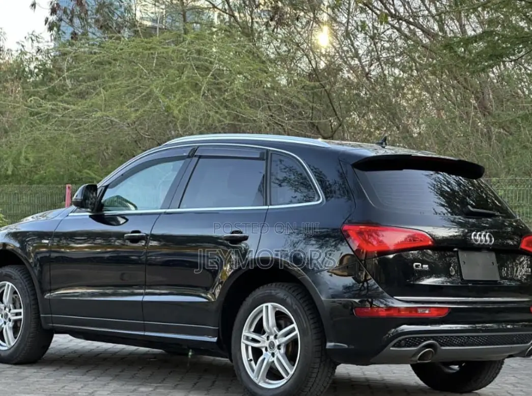 Audi Q5 2015 Black