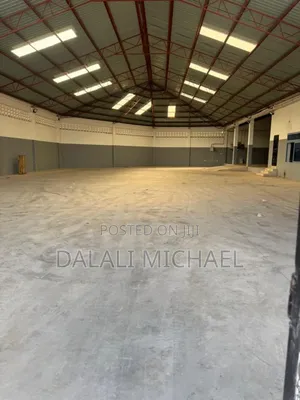 Warehouse Size 1296sqm