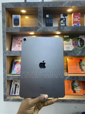 New Apple iPad Air 64 GB Silver