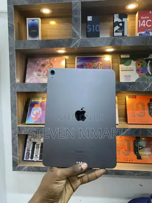 New Apple iPad Air 64 GB Silver
