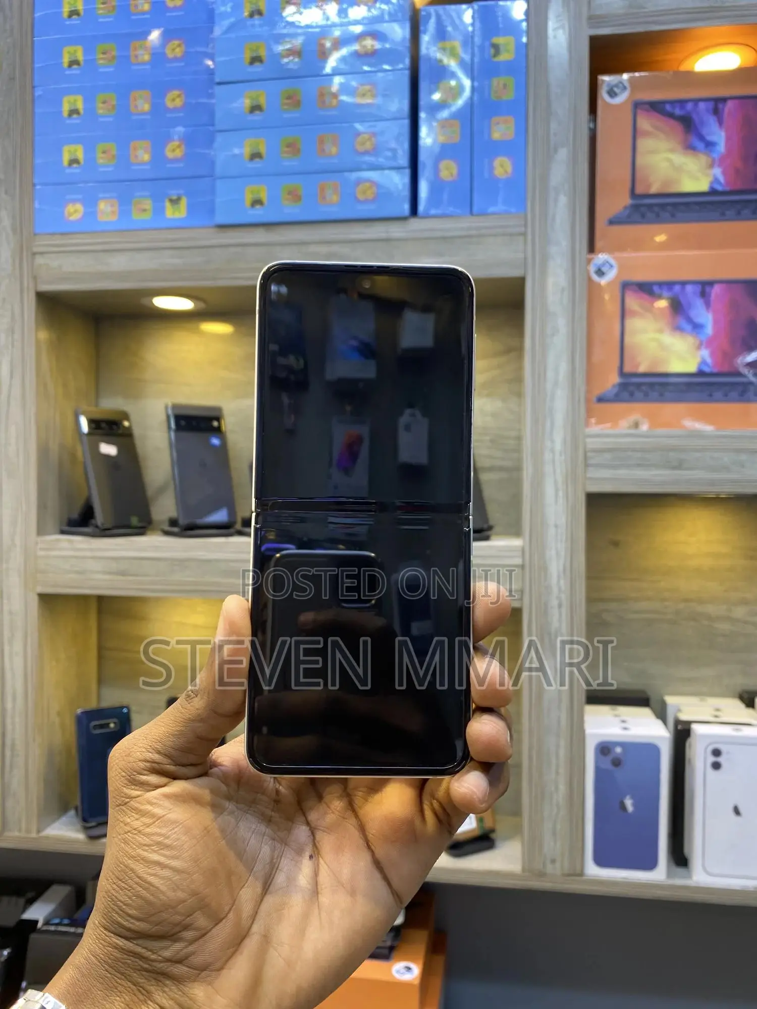 New Samsung Galaxy Z Flip 3 128 GB