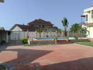 5bdrm House in Bunju for rent