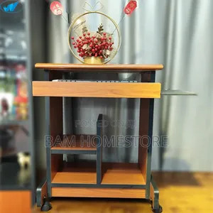 Compact Computer Desk With Keyboard Tray