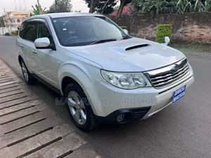 Subaru Forester 2009 White