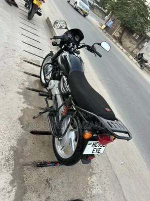 Bajaj Boxer 125 2025 Black