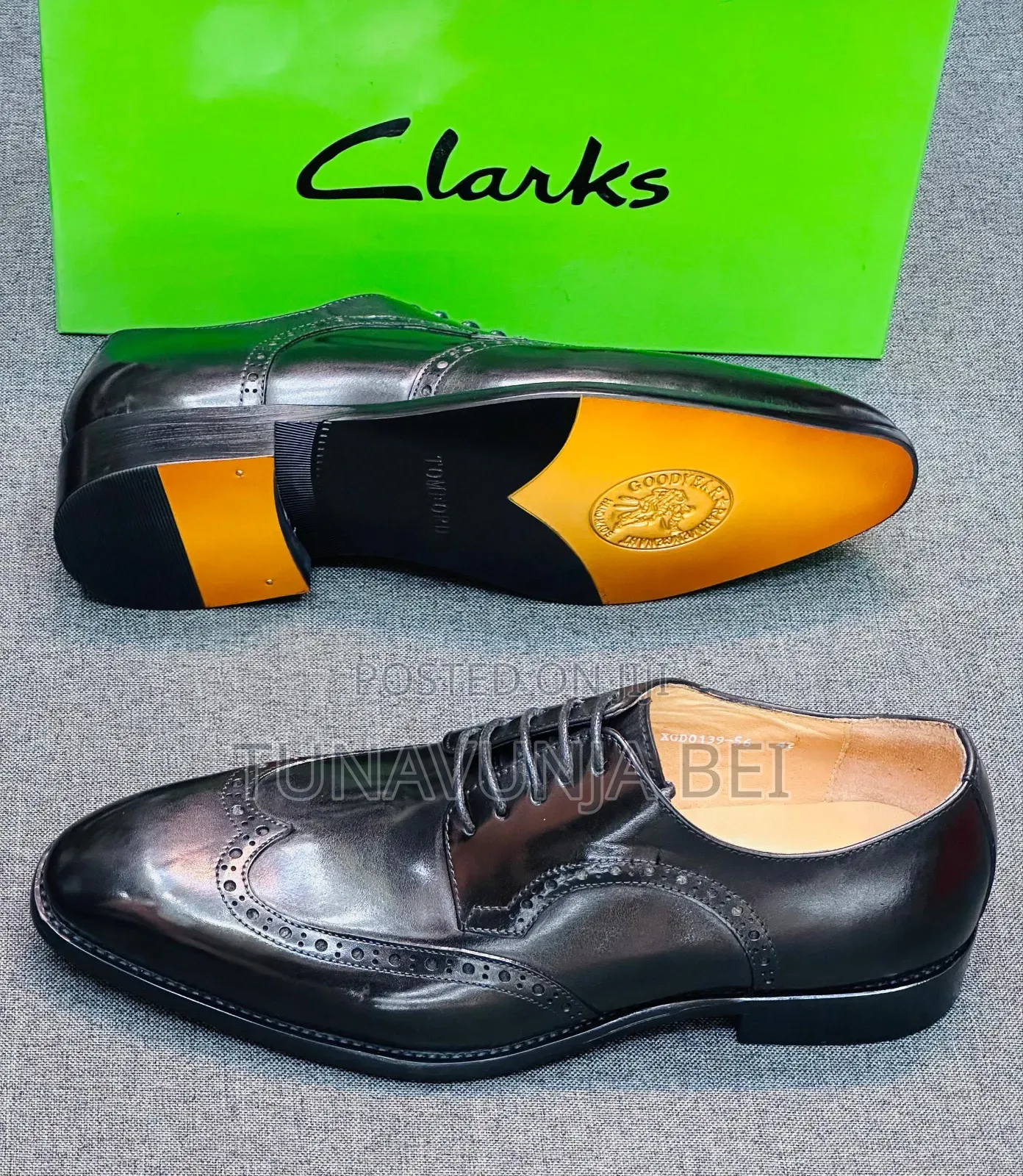 Tomford Cracks Leather Shoes / Made in Italy