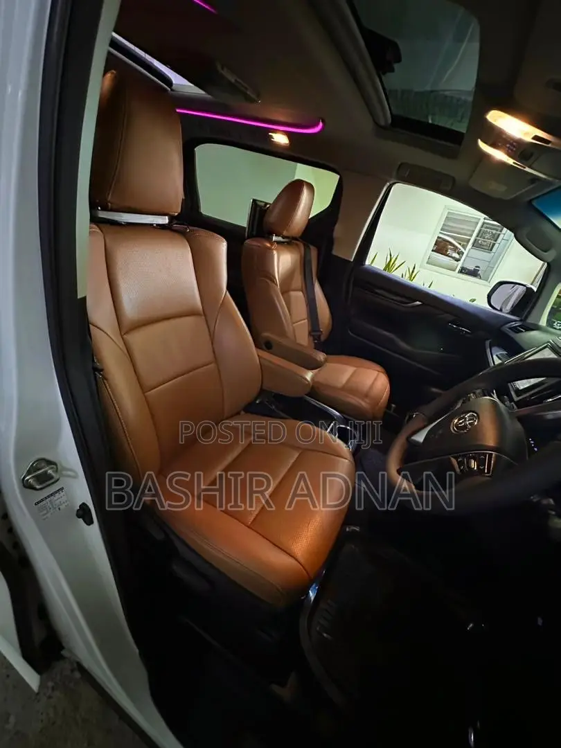 Toyota Vellfire 2015 White