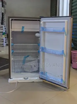 Adh Refrigerator Single Door Ujazo 92l Ina Freezer Juu(Free Delivery)