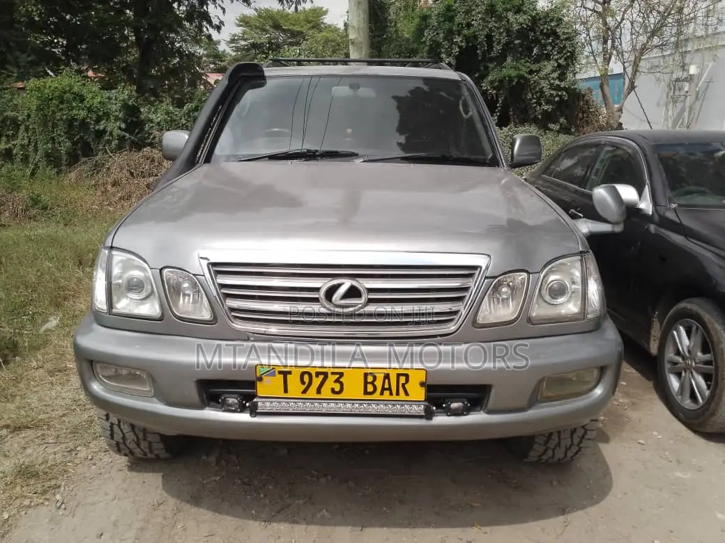 Toyota Land Cruiser HDJ 100 2002 Silver