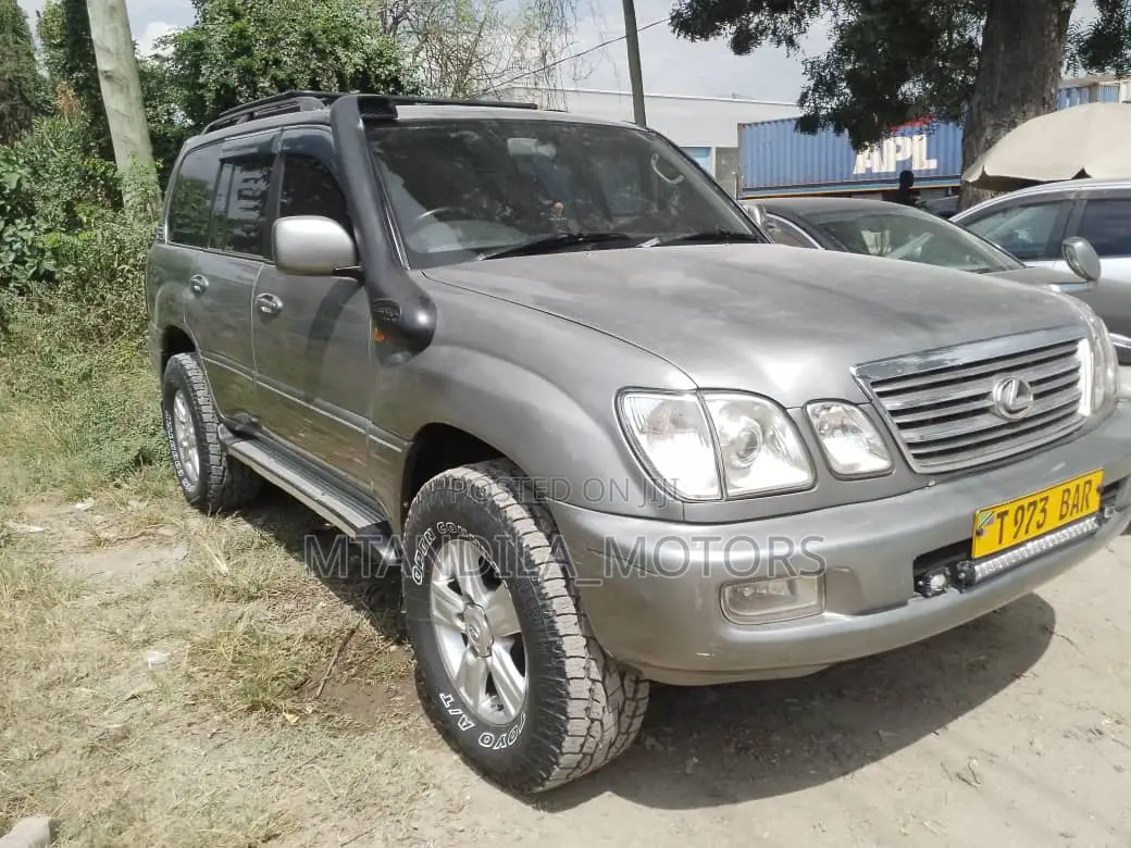 Toyota Land Cruiser HDJ 100 2002 Silver