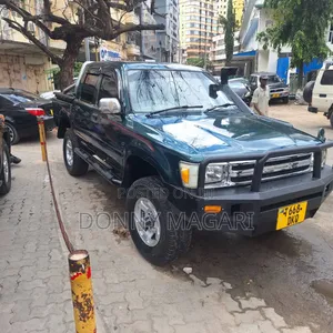 Toyota Hilux 2008 Green