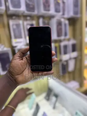 Apple iPhone 11 128 GB Red