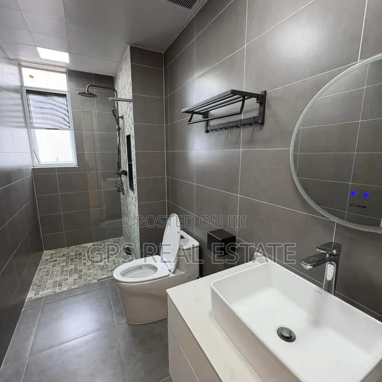 20bdrm House in Masaki, Kinondoni for sale