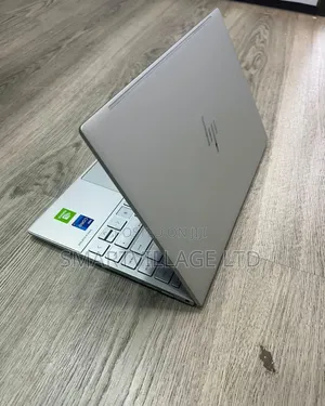 Laptop HP Envy X360 8GB Intel Core I7 SSD 512GB