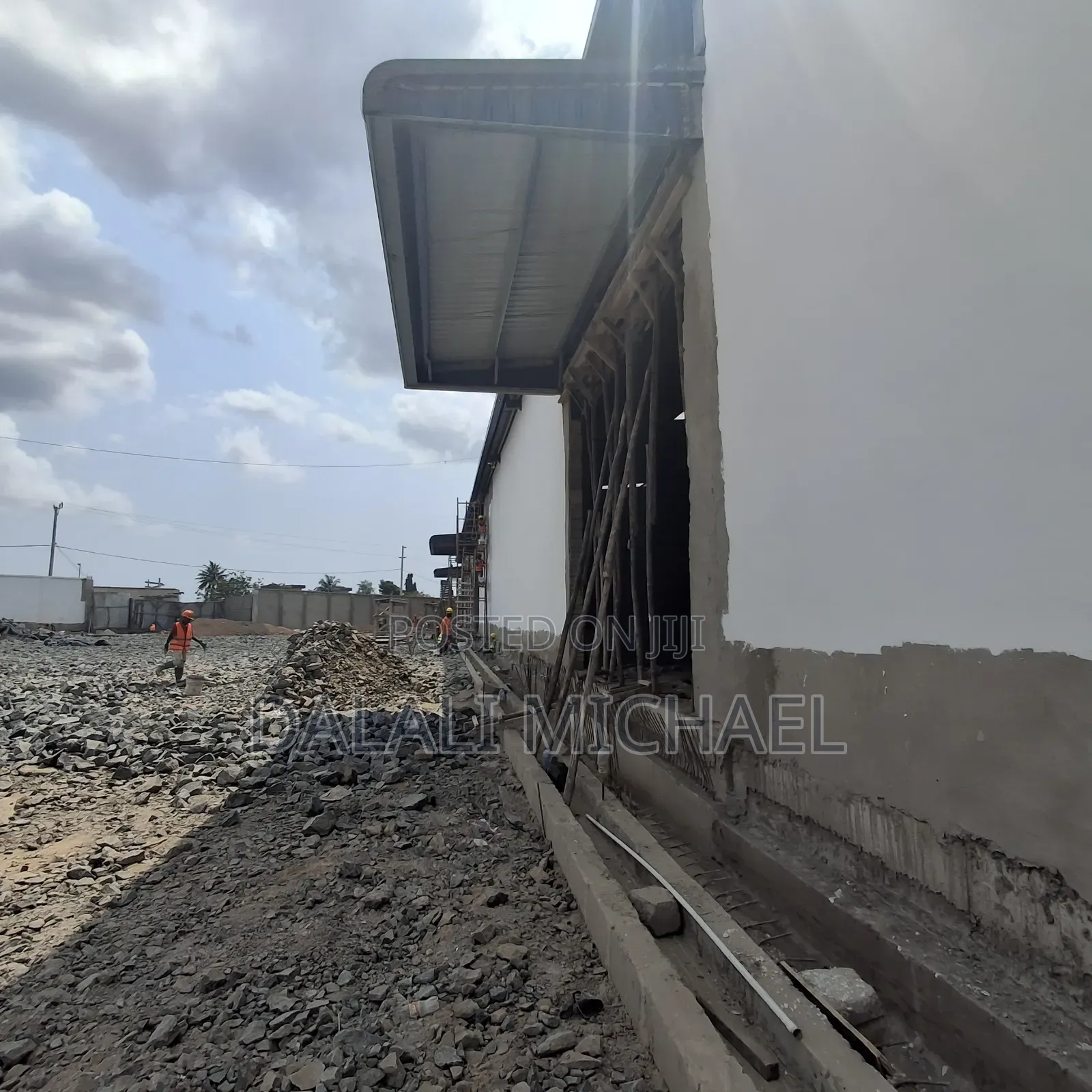 Warehouse for Rent at Tabata