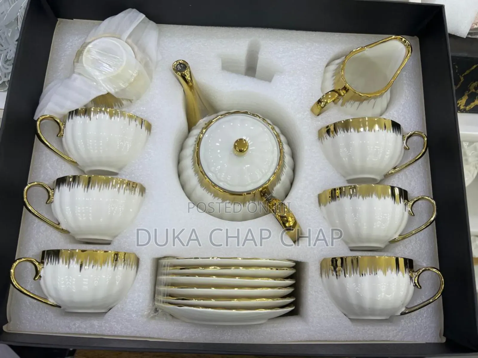 Tea Set White and Gold