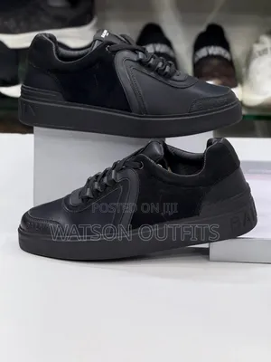 Men's Shoe Sneakers Very Very Amazing With Total Comfort Wearing