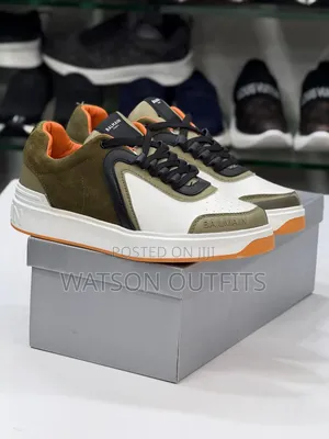 Men's Shoe Sneakers Very Very Amazing With Total Comfort Wearing