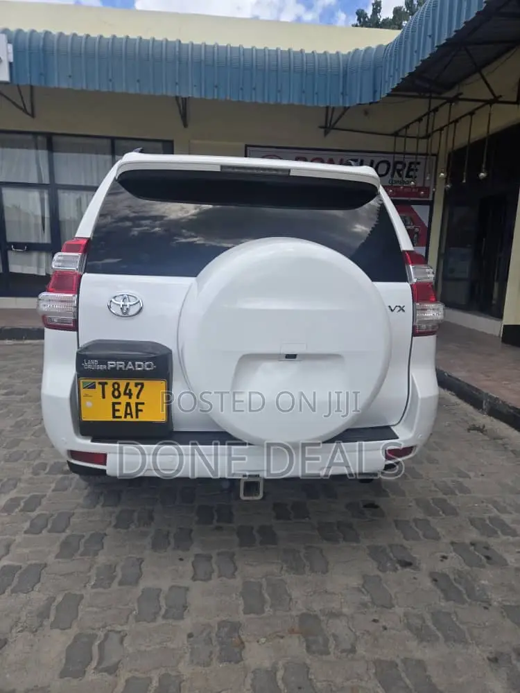Toyota Land Cruiser Prado 2014 White