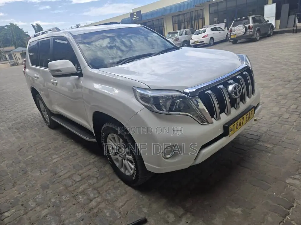 Toyota Land Cruiser Prado 2014 White