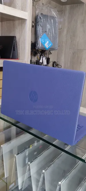 New Laptop HP 3GB Intel Core Ultra 5 SSD 256GB