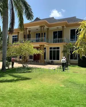 8bdrm House in Mbezi Beach, Kinondoni for sale
