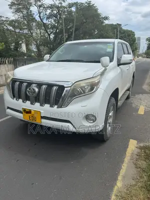 Toyota Land Cruiser Prado 2013 White