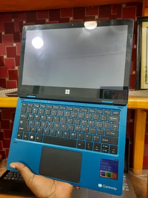 Laptop Gateway CX2618 4GB Intel SSD 128GB