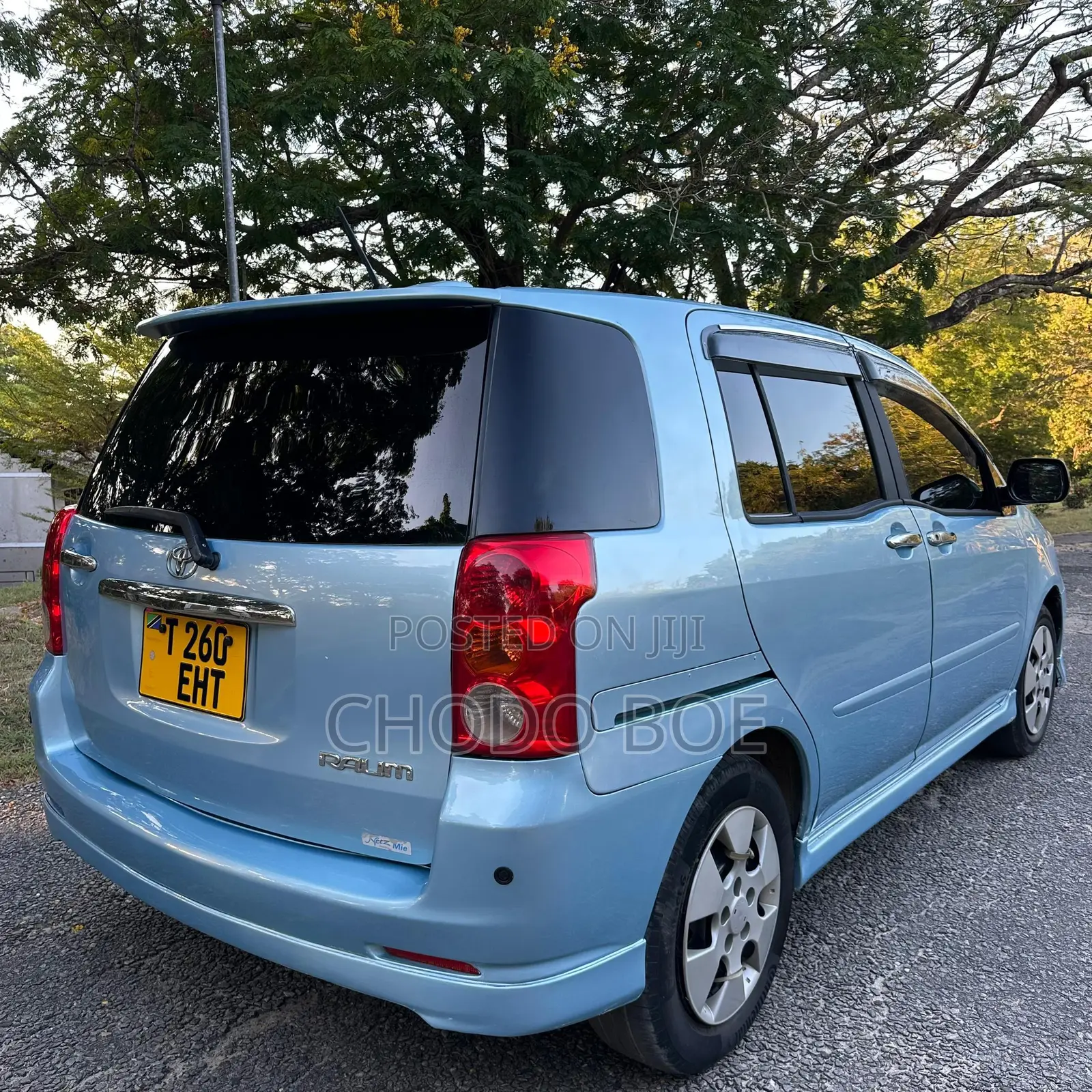 Toyota Raum 2004 Blue